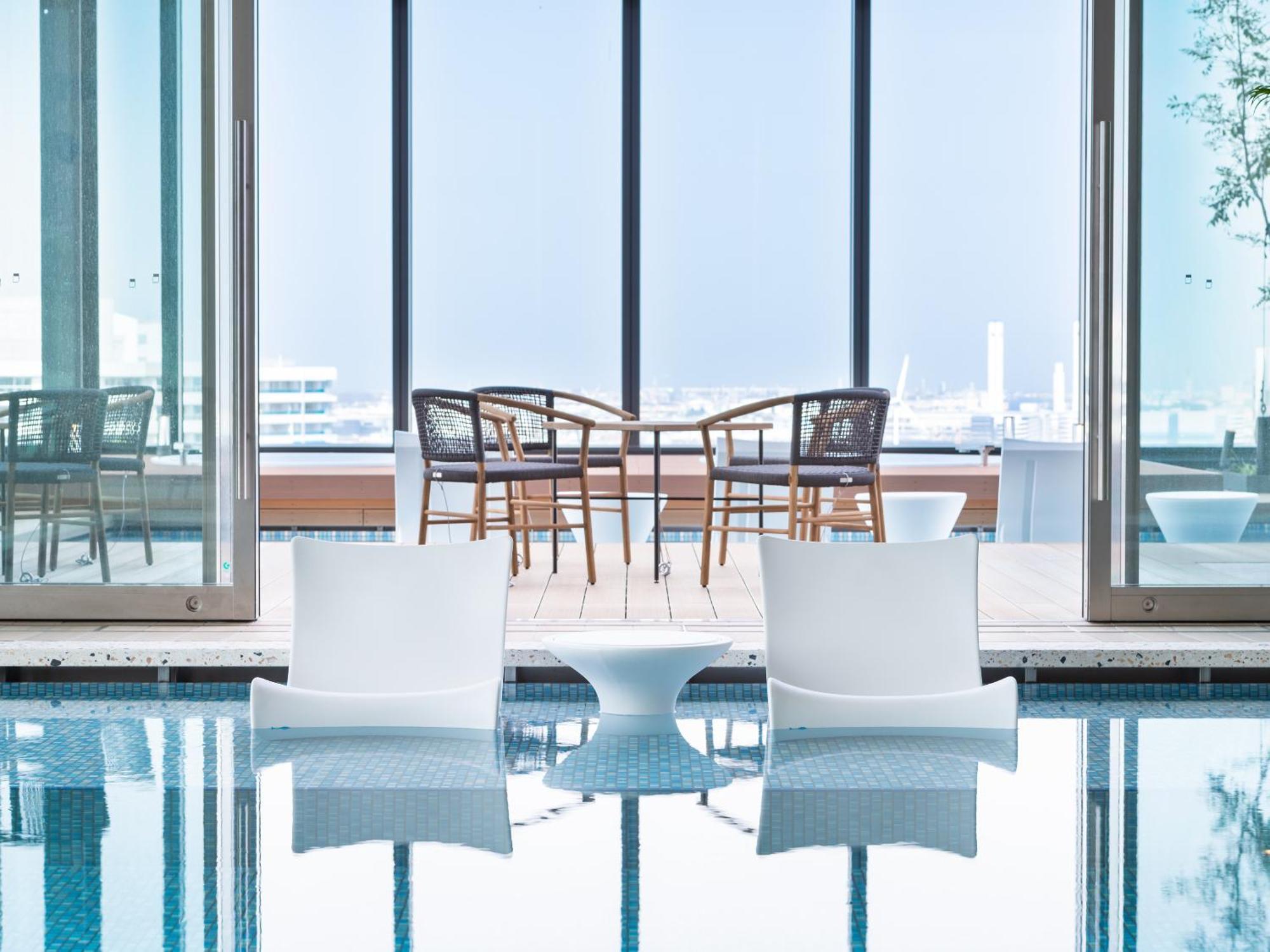 Mitsui Garden Hotel Yokohama Minatomirai Premier Exteriér fotografie The Sky Pool